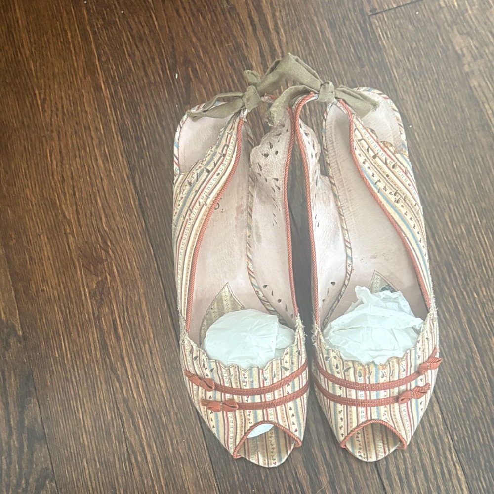 kenzie Striped Peep-Toe Heels in Beige and Coral